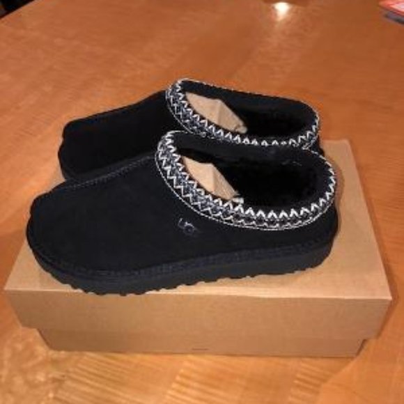 UGG Shoes - UGG ® Tasman Slipper Women   BLACK, Size 7 M   NEW in box NWT
